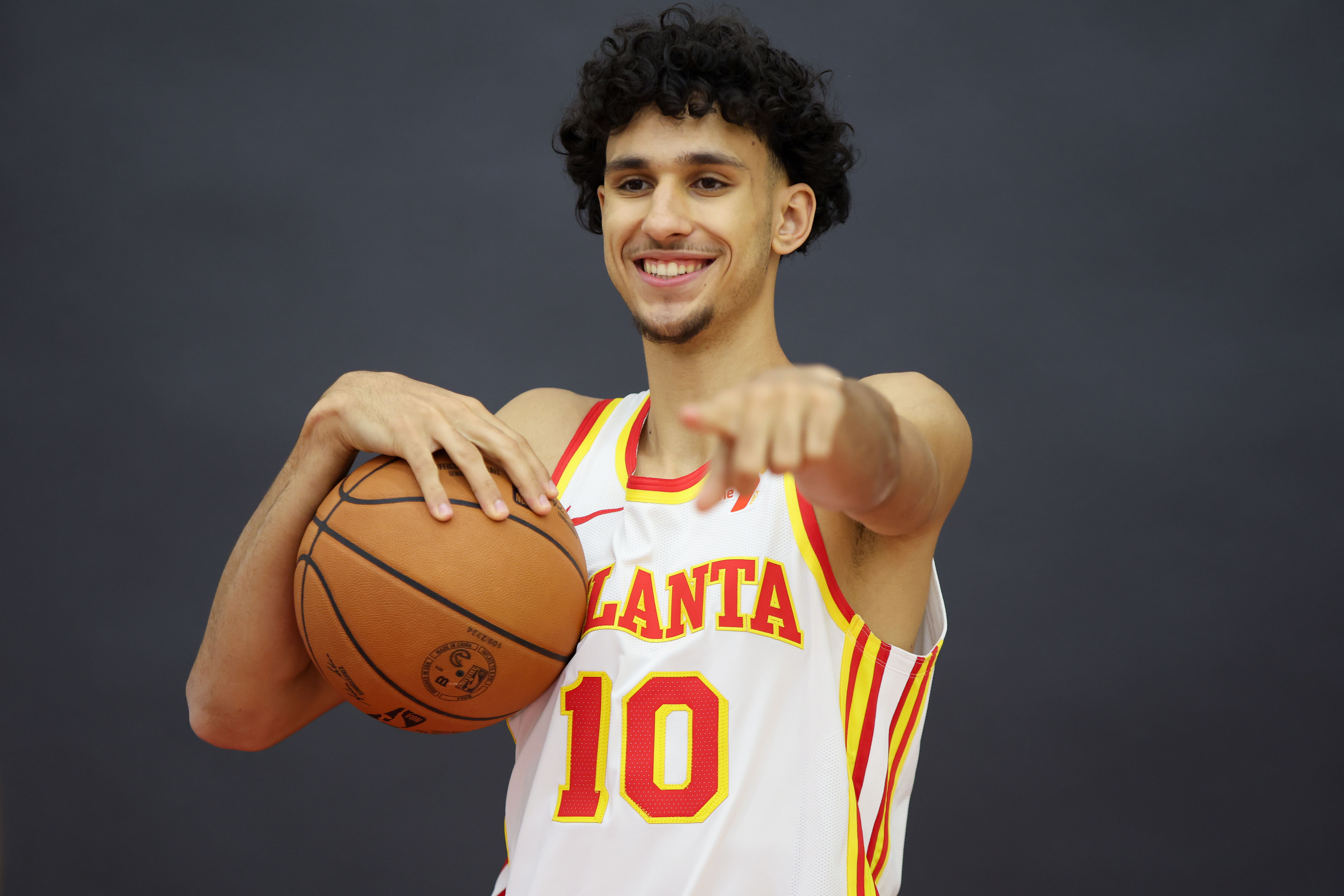 Zaccharie Risacher had more Euro experience and success when he came to the US than Dame Sarr has yet experienced. (Photo Credit: IMAGN)